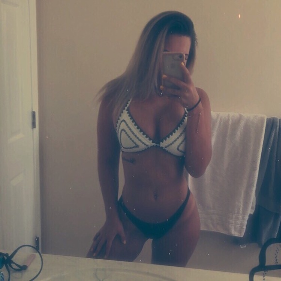 Meet your Posher, Alexsys - Picture 7 of 8